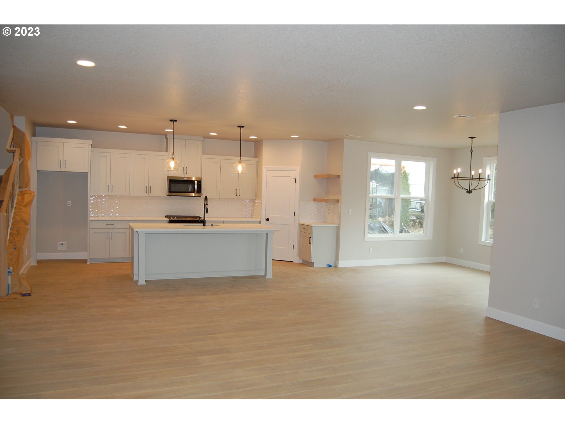 853 NE 17th Ave