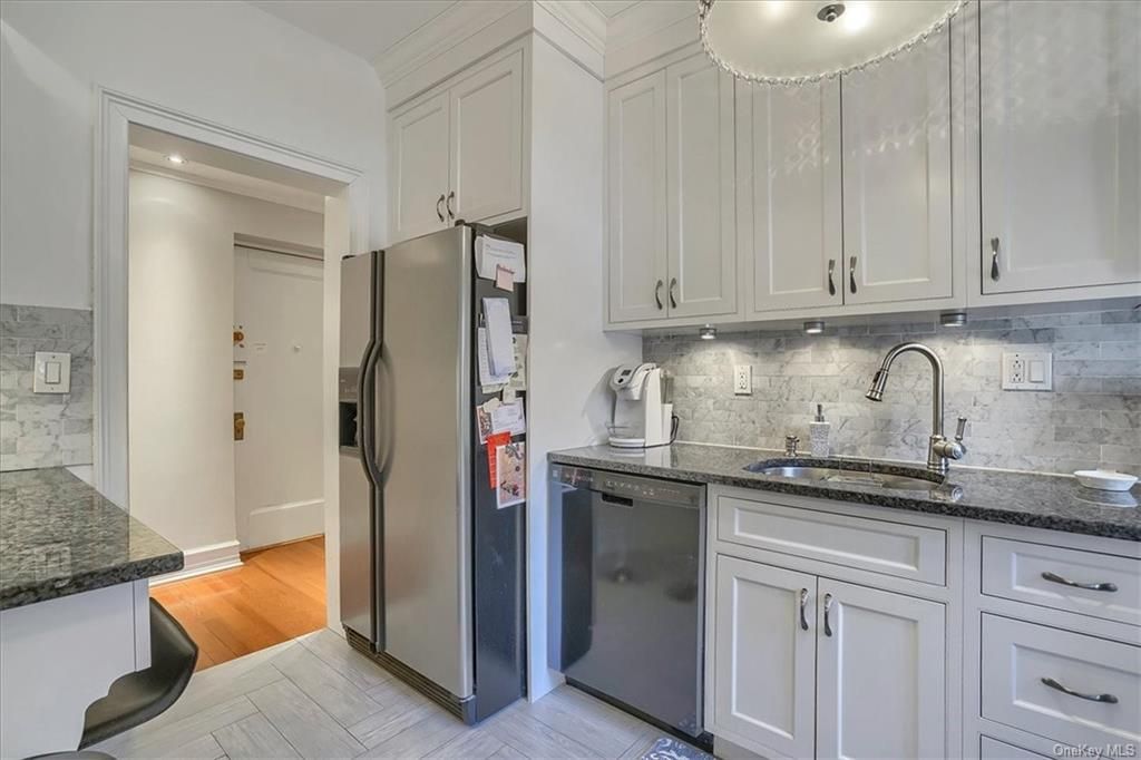 1444 Boston Post Road