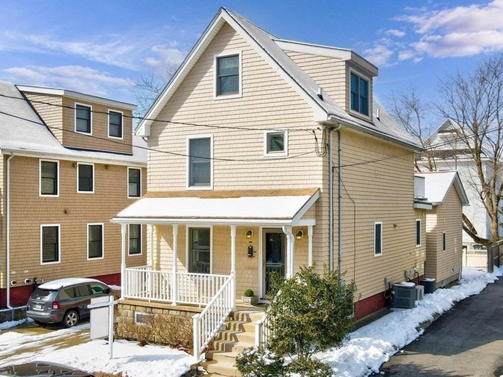 25 Elmwood St