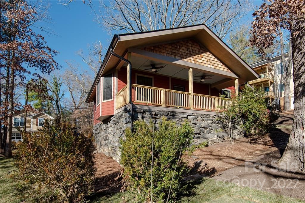 14 Buchanan Road