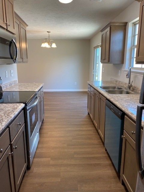 1115 Merritt Hill Trl