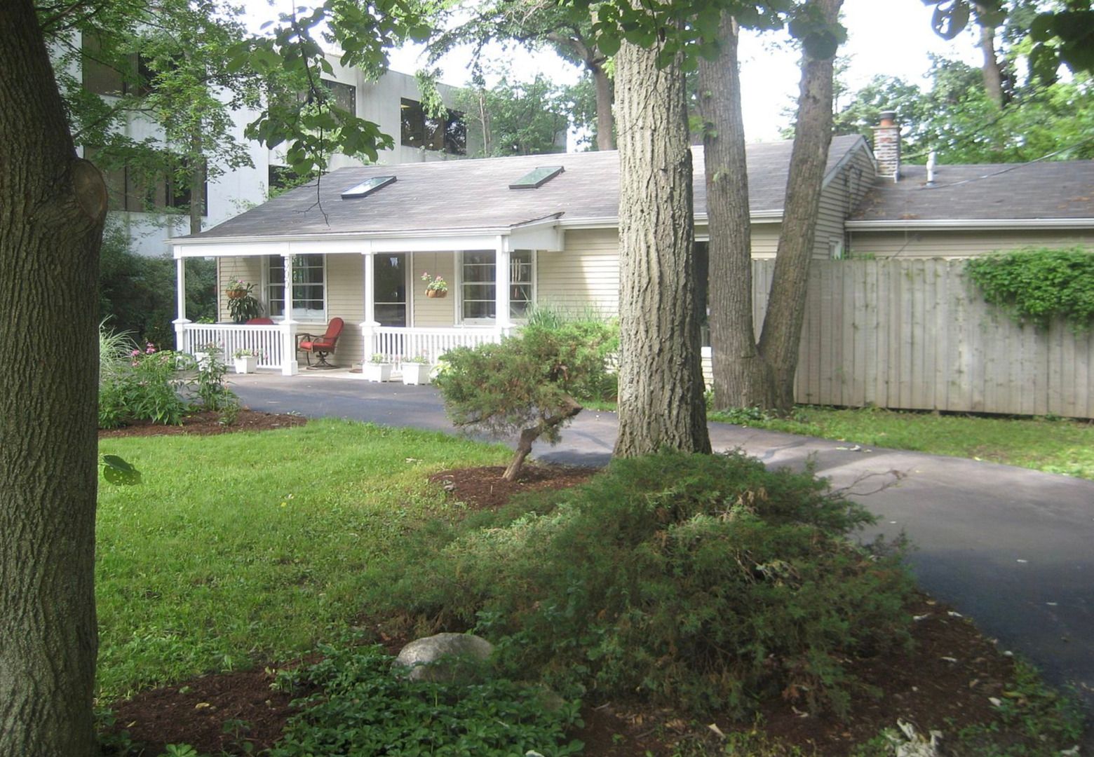 300 N Shady Lane