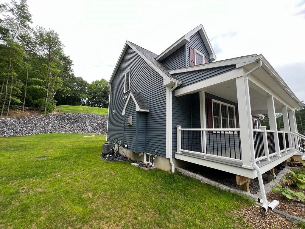 242b East County Rd