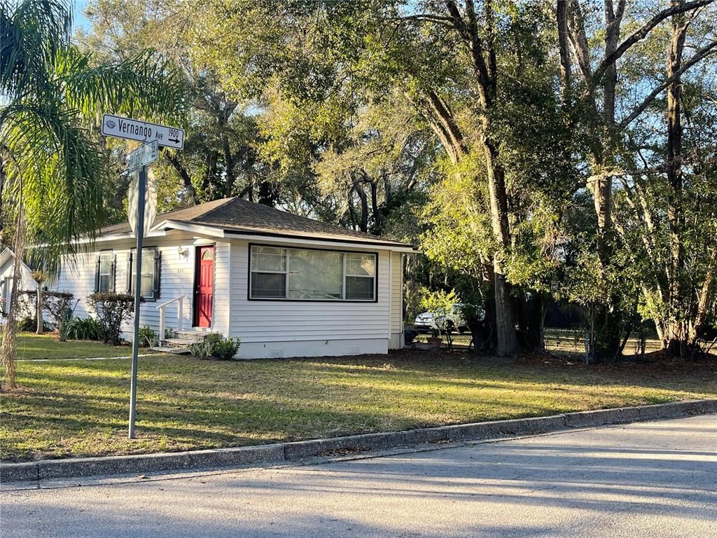 828 Catalina Drive