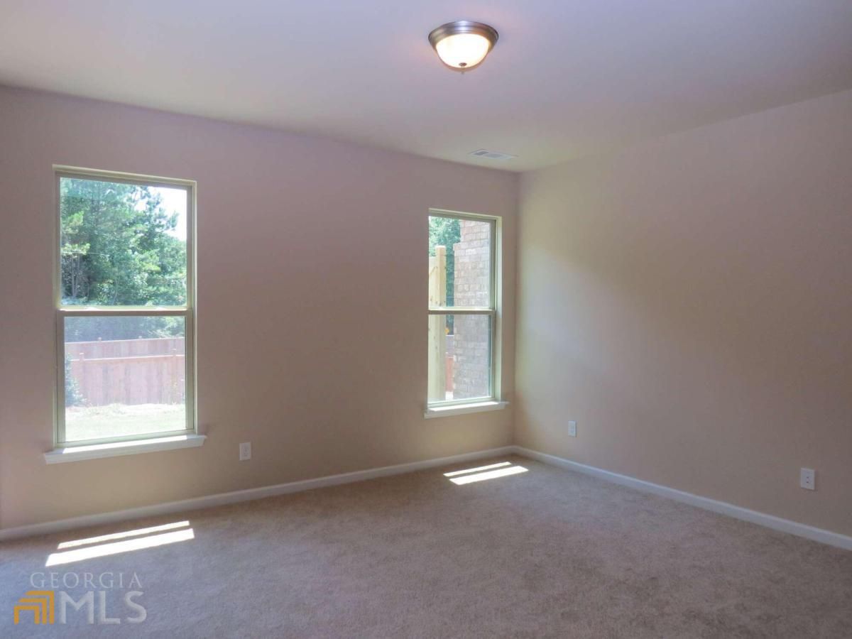 738 Sundial Lane