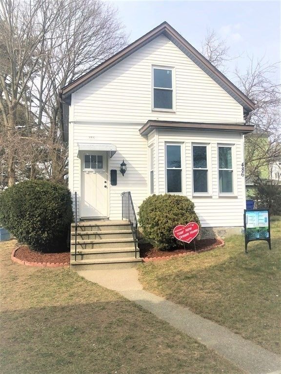 486 Snell St