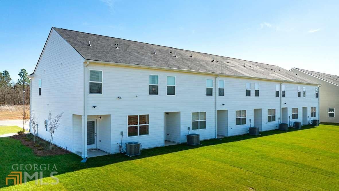 140 Hampton Circle