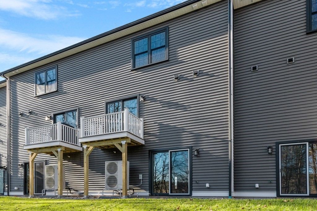 168 Lowell St
