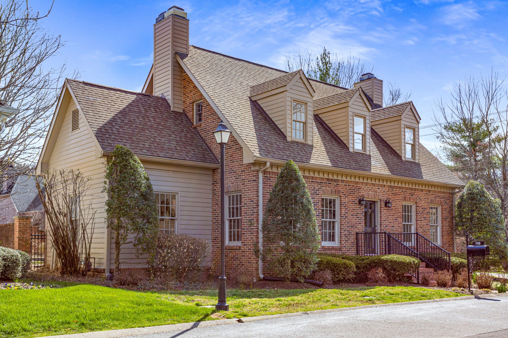 109 Wellington Park Ct