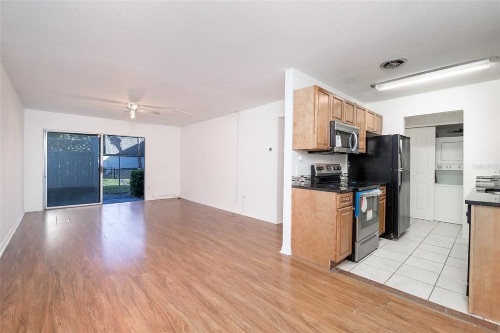 1695 Lee Road