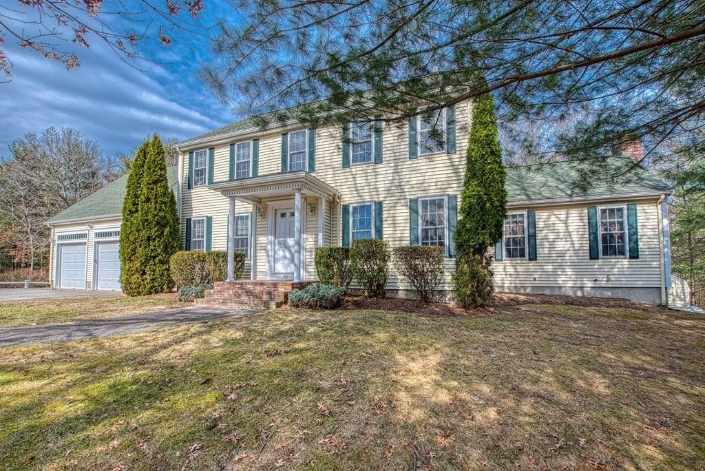 40 Twin Diamond Drive