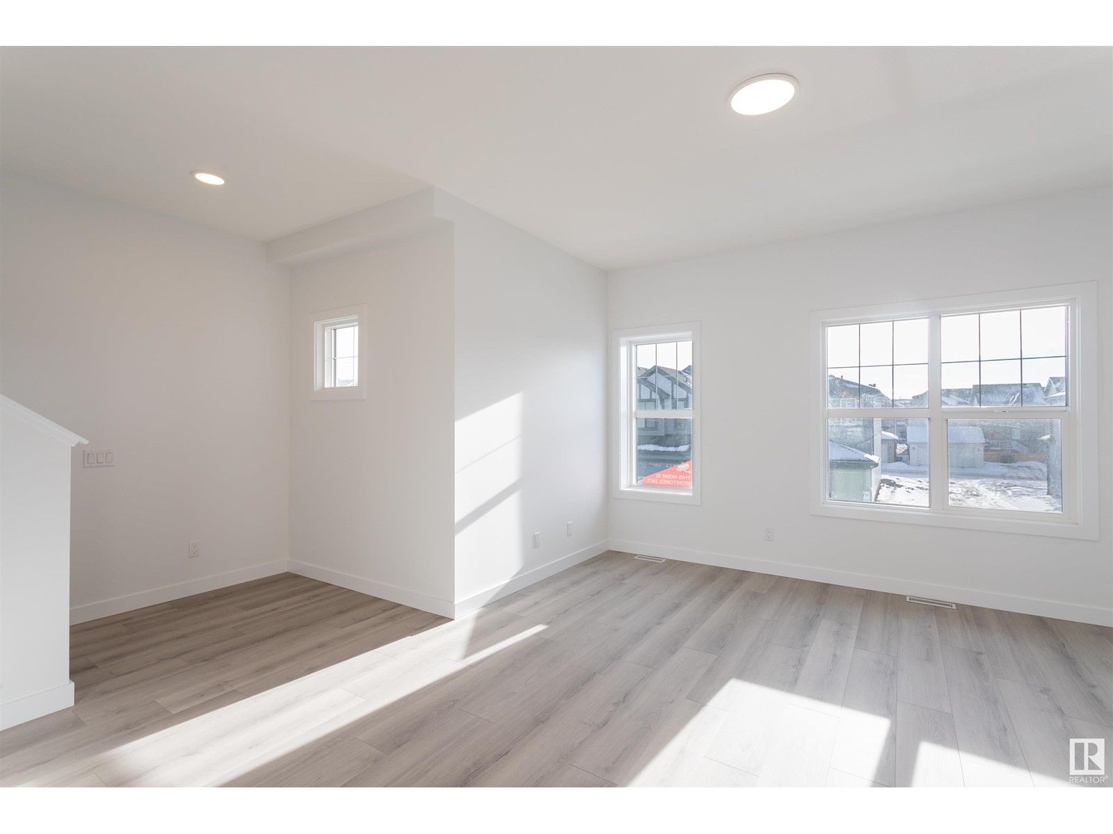 2895 COUGHLAN GR SW SW