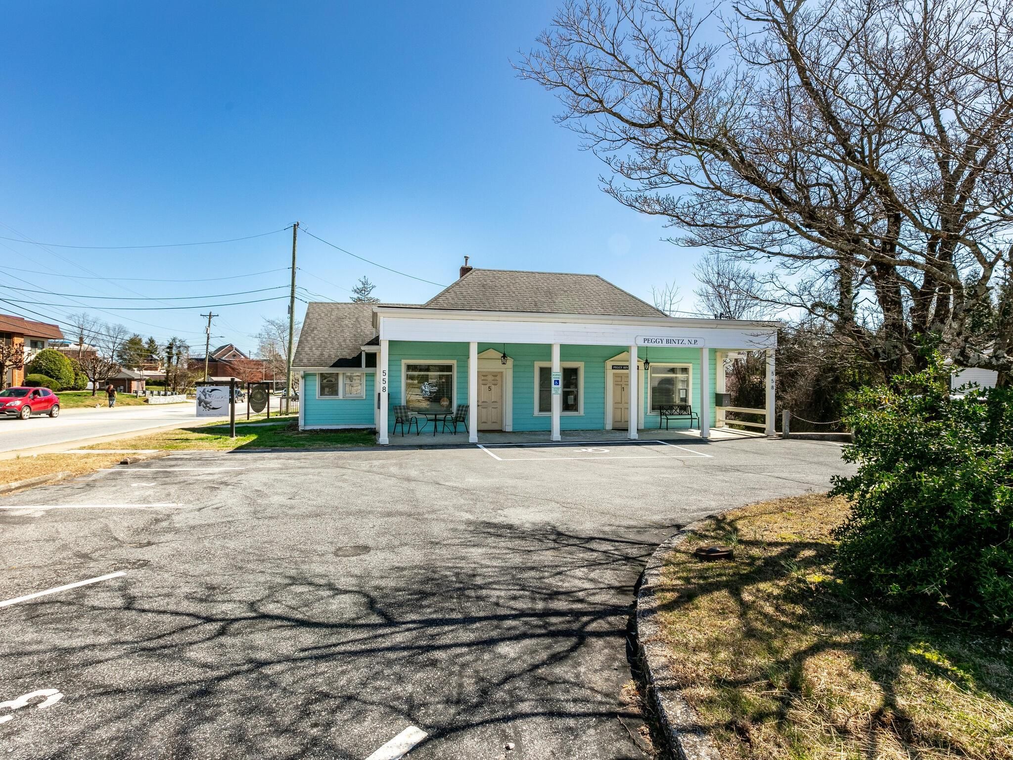 558 Fleming Street