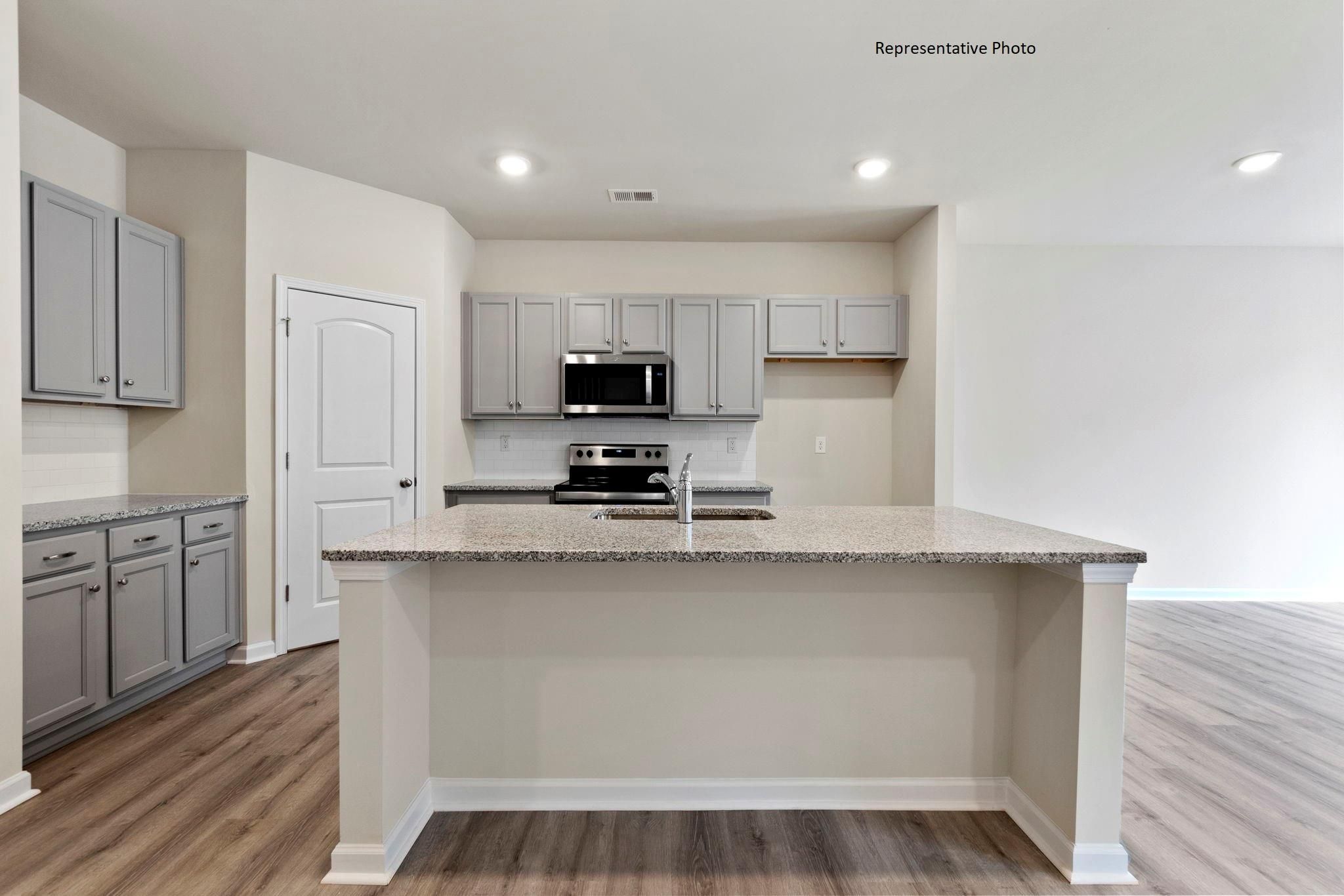 3352 Bluff Hill Lane