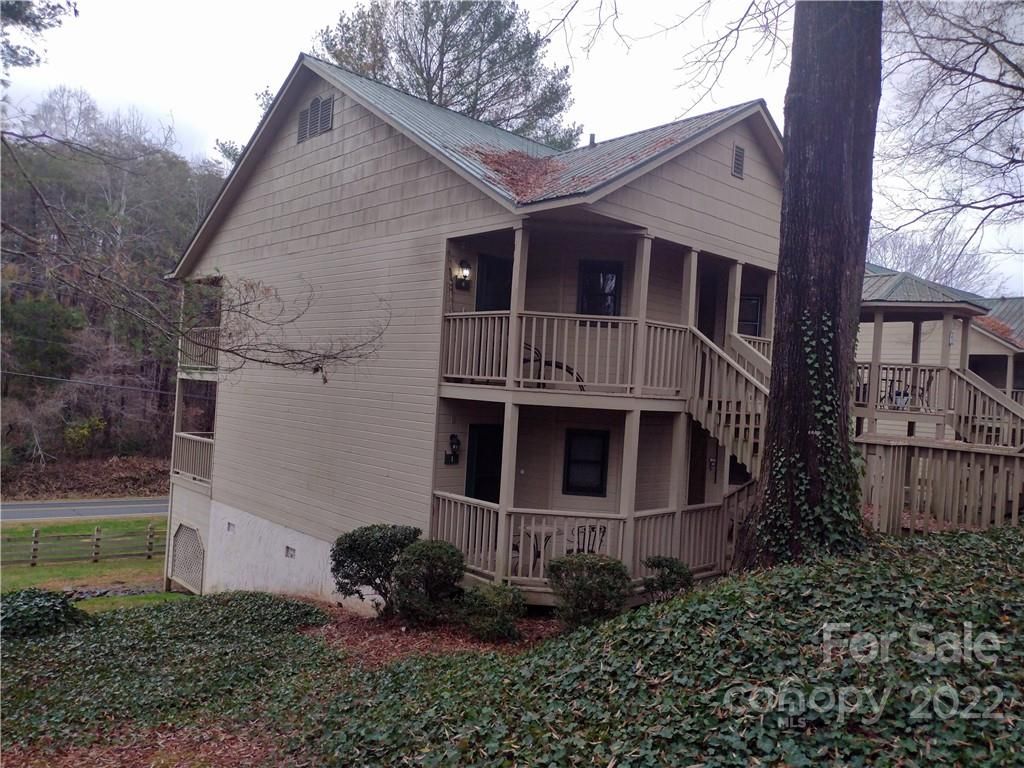 160 Whitney Boulevard