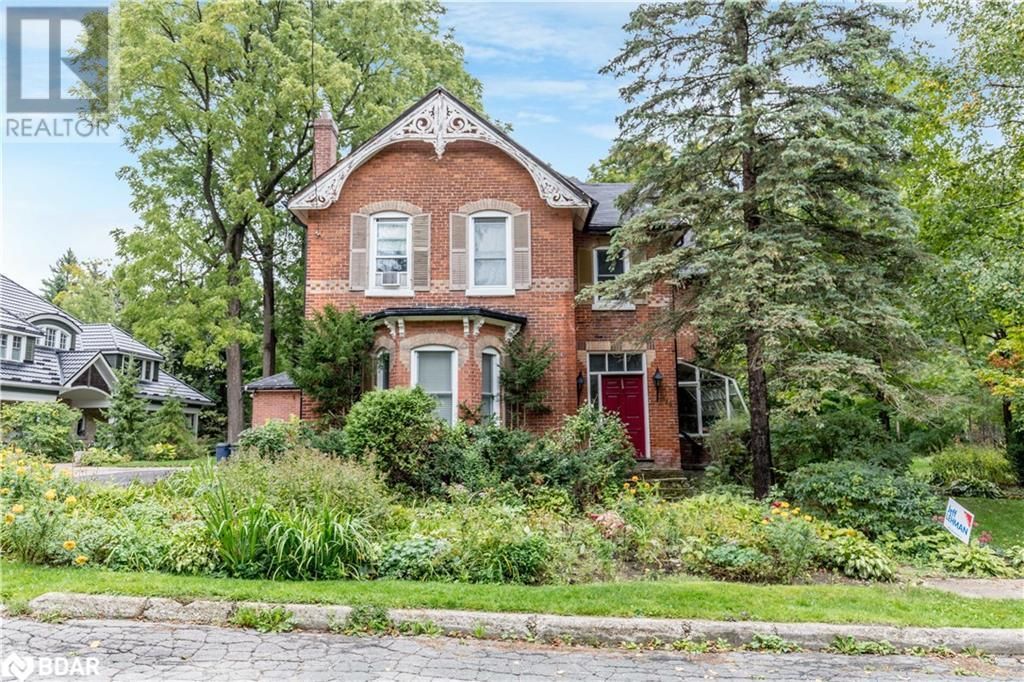 133-135 MULCASTER Street
