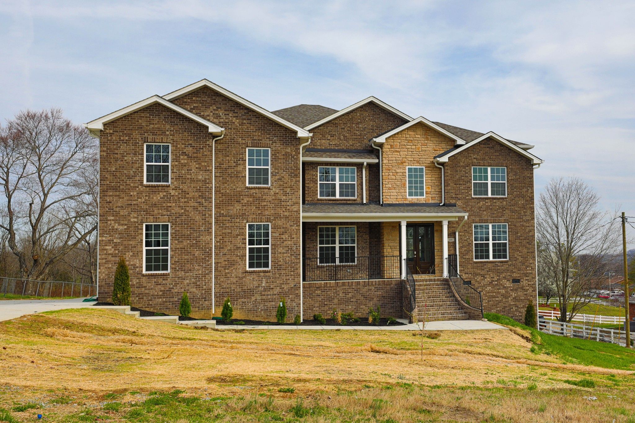 100 Faulkner Ln