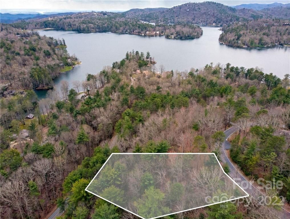 11 Hawk Mountain Road