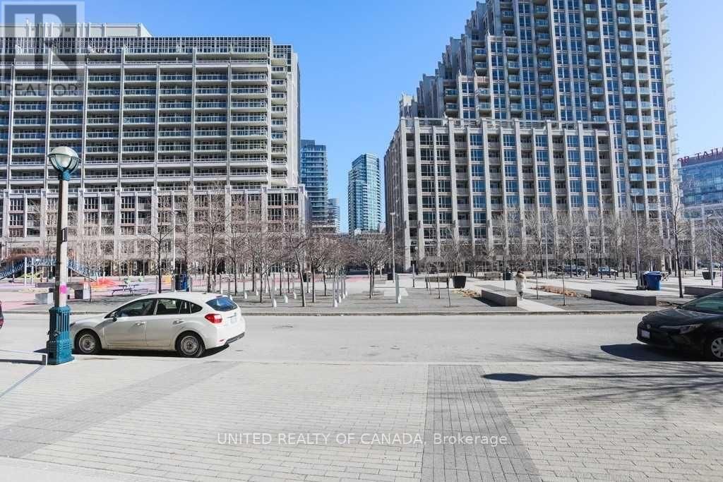 ##705 -215 FORT YORK BLVD