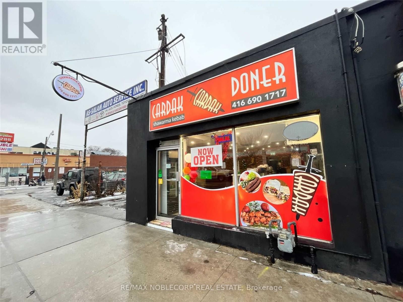 2789 DANFORTH AVE