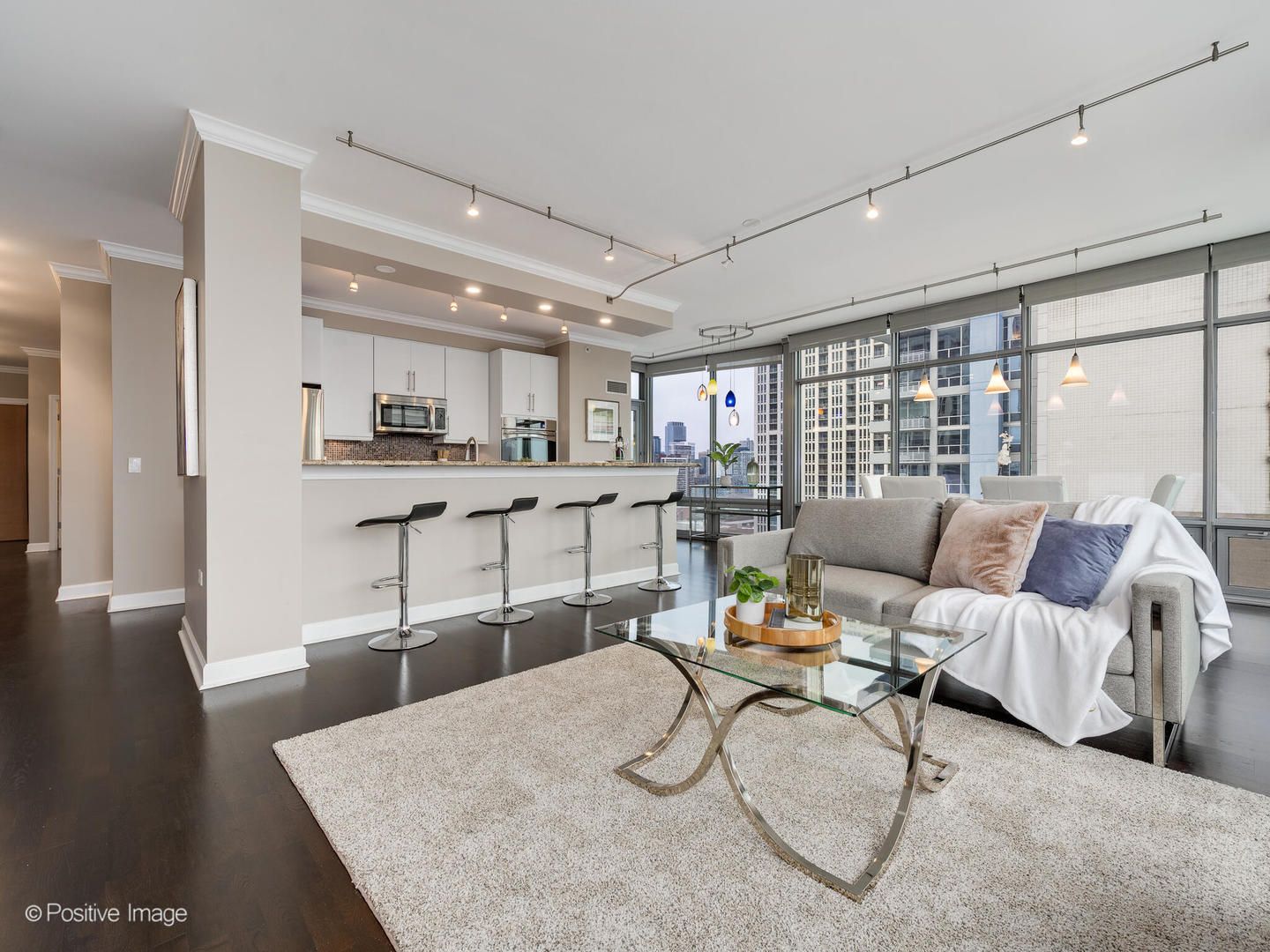 100 E 14th Street