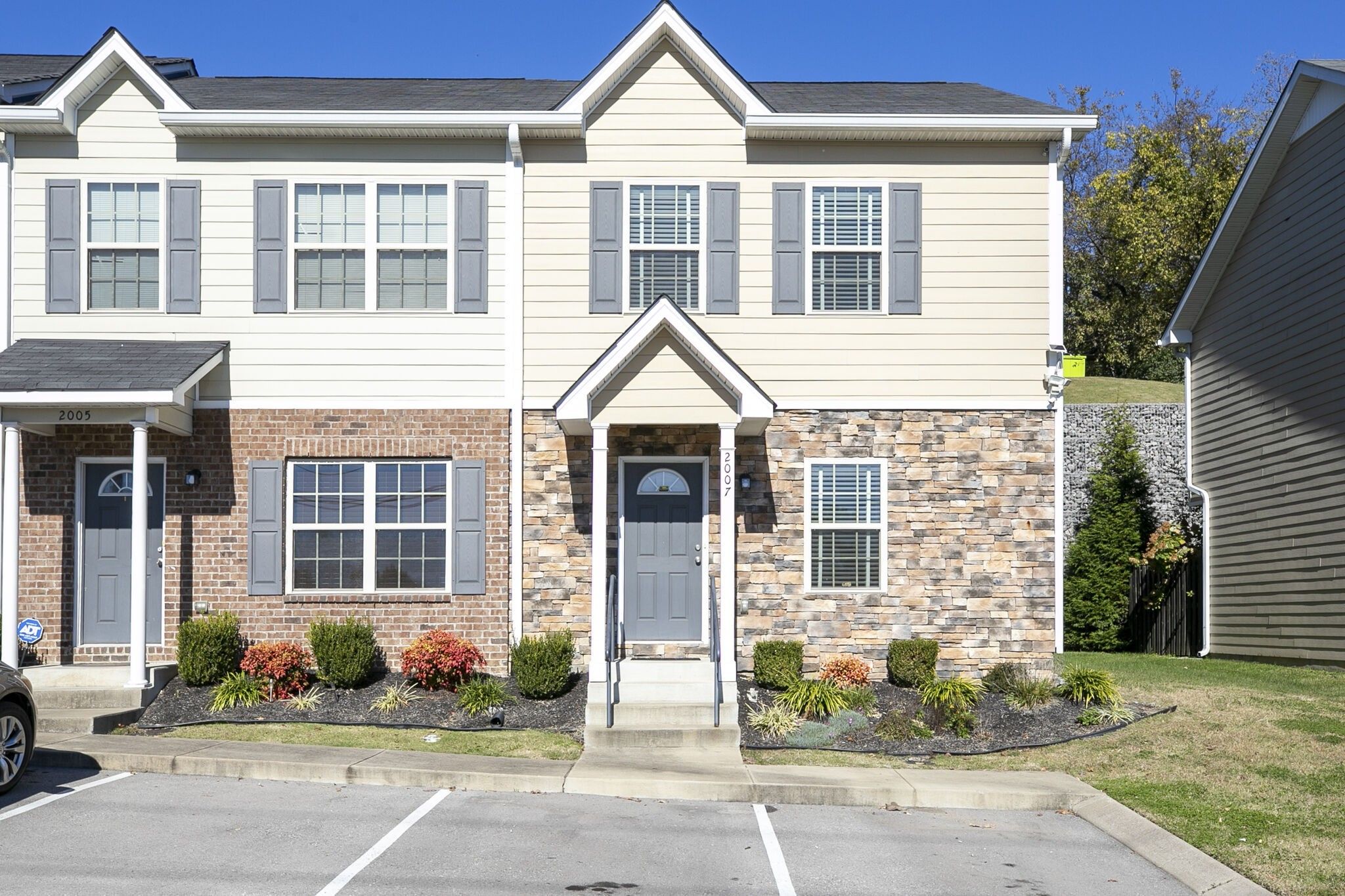 2007 Pinecrest Dr