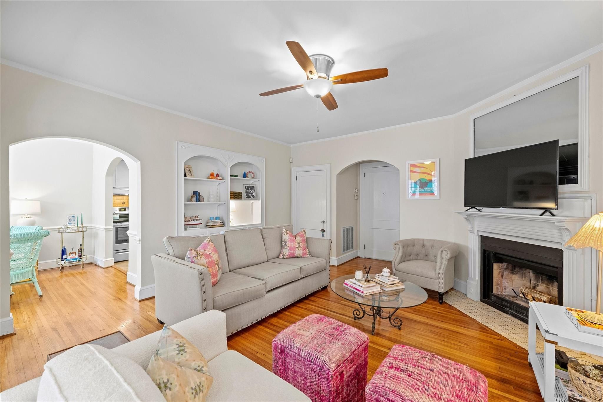 2300 Roswell Avenue
