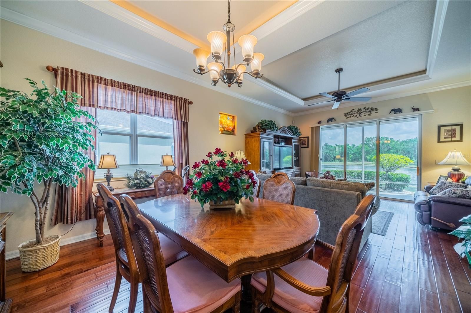 1026 Regal Manor Way