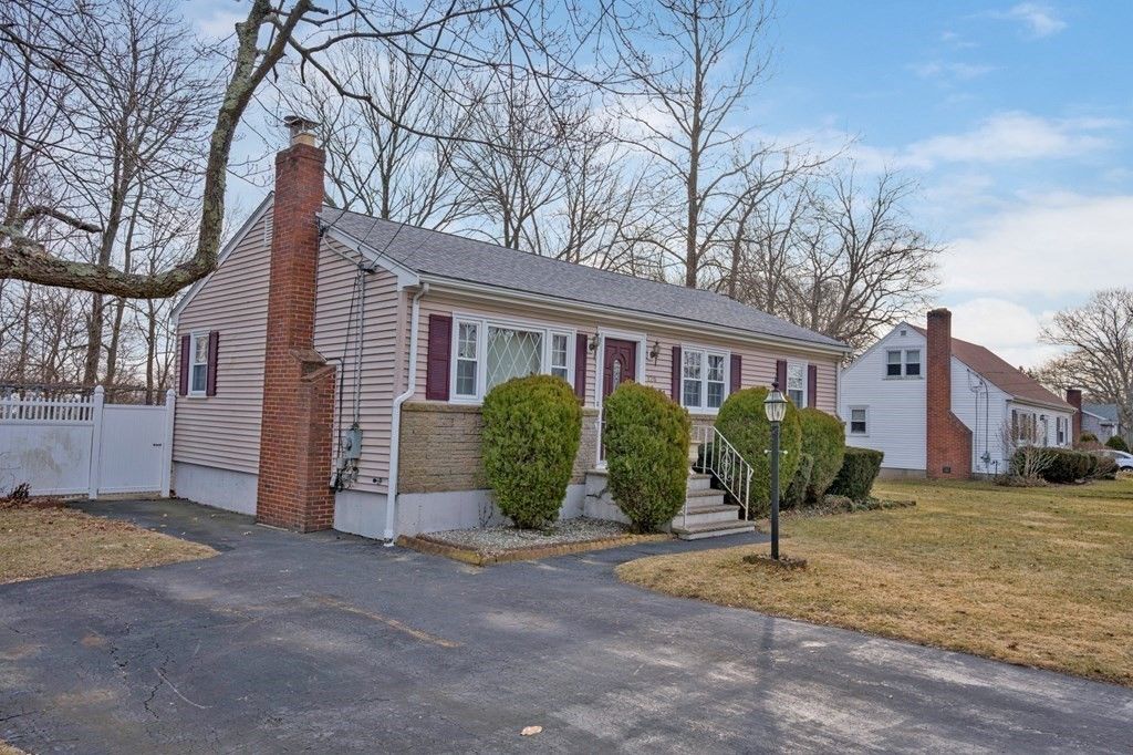 126 Crescent Street