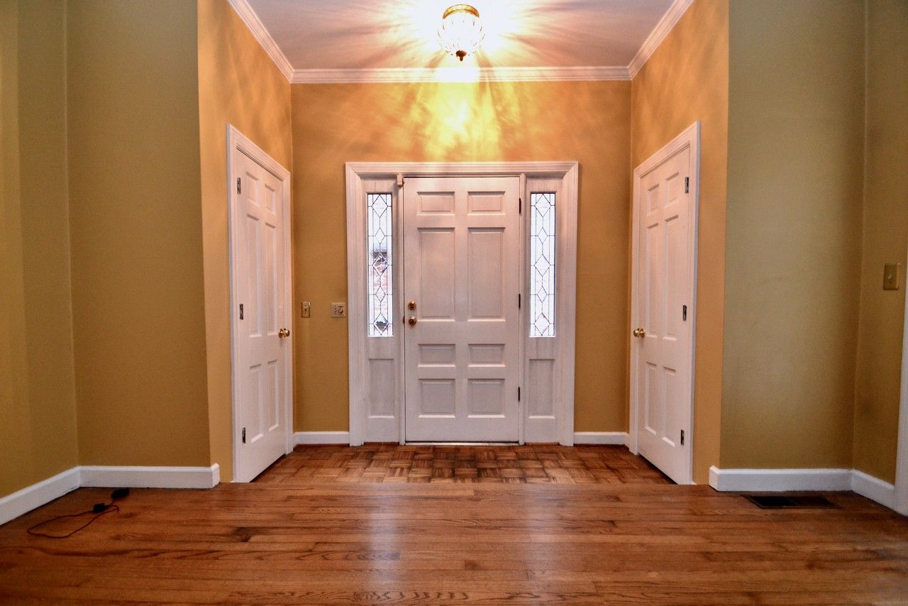 346 Elmington Ave