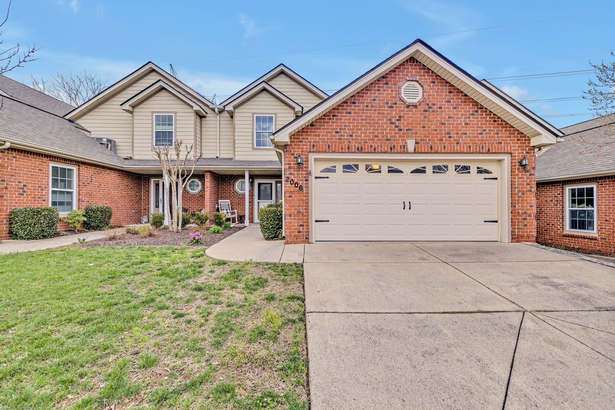 2006 Shamrock Dr