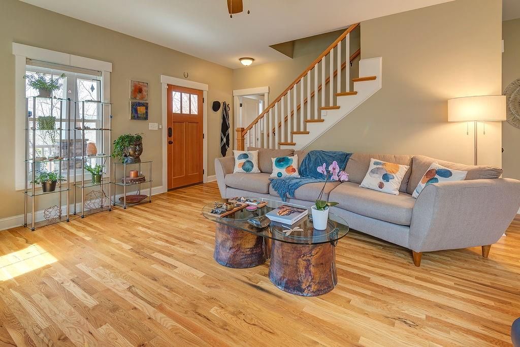 80 Bassett Road