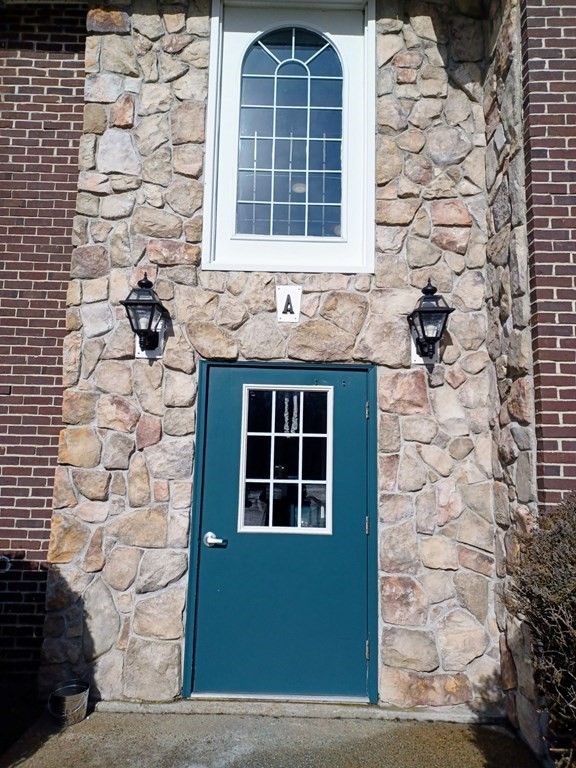180 Main St