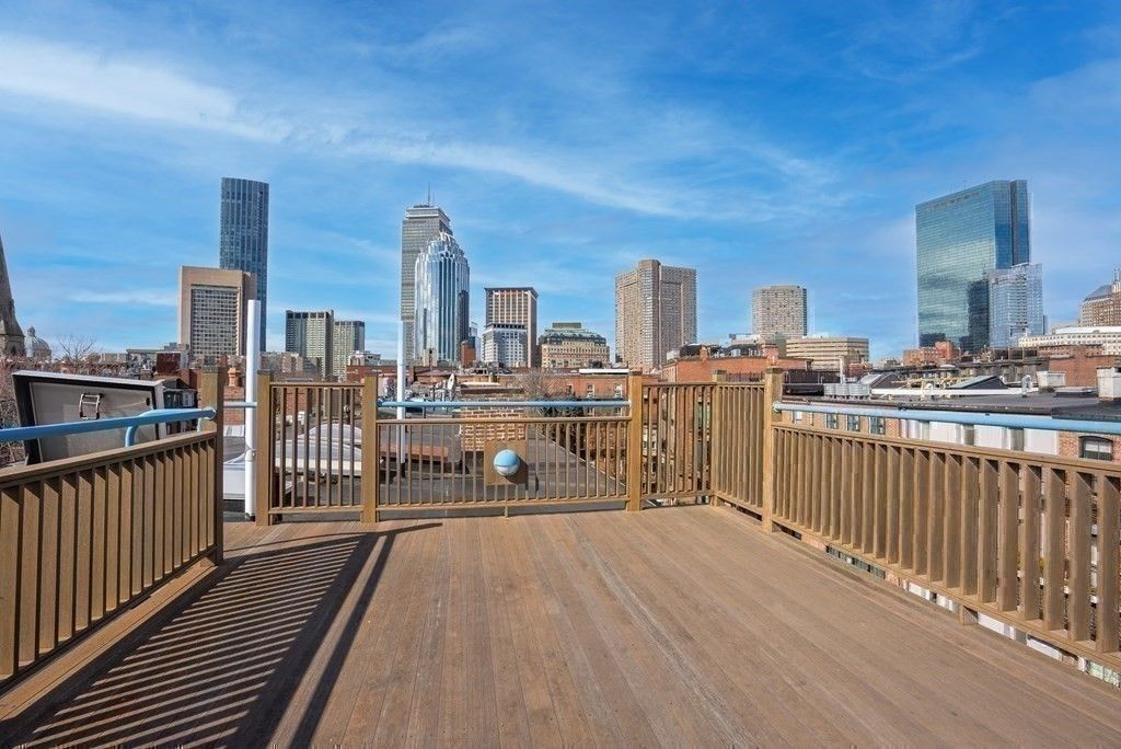 151 West Newton St