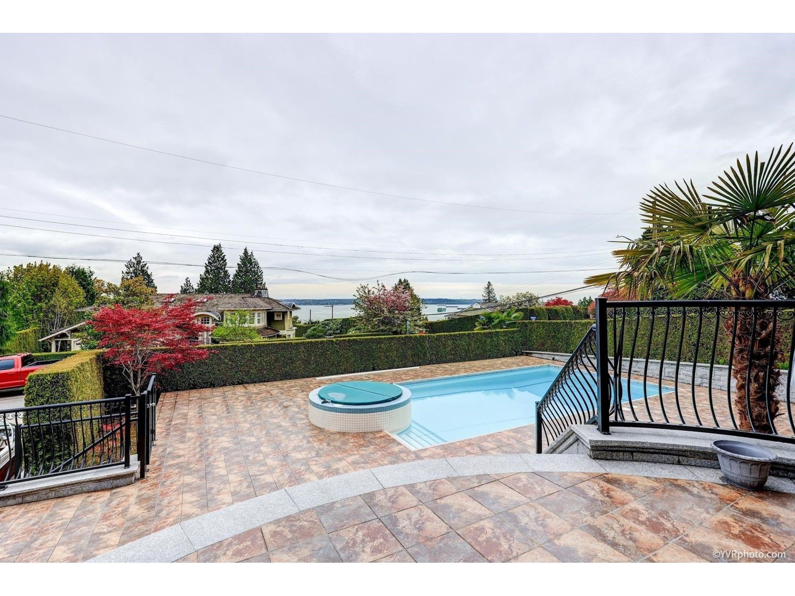 1195 RENTON PLACE