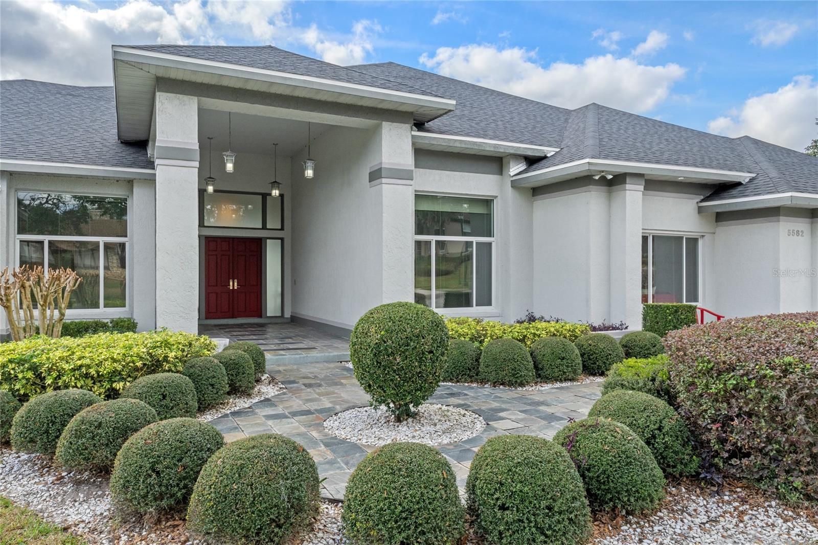 5582 Brookline Drive