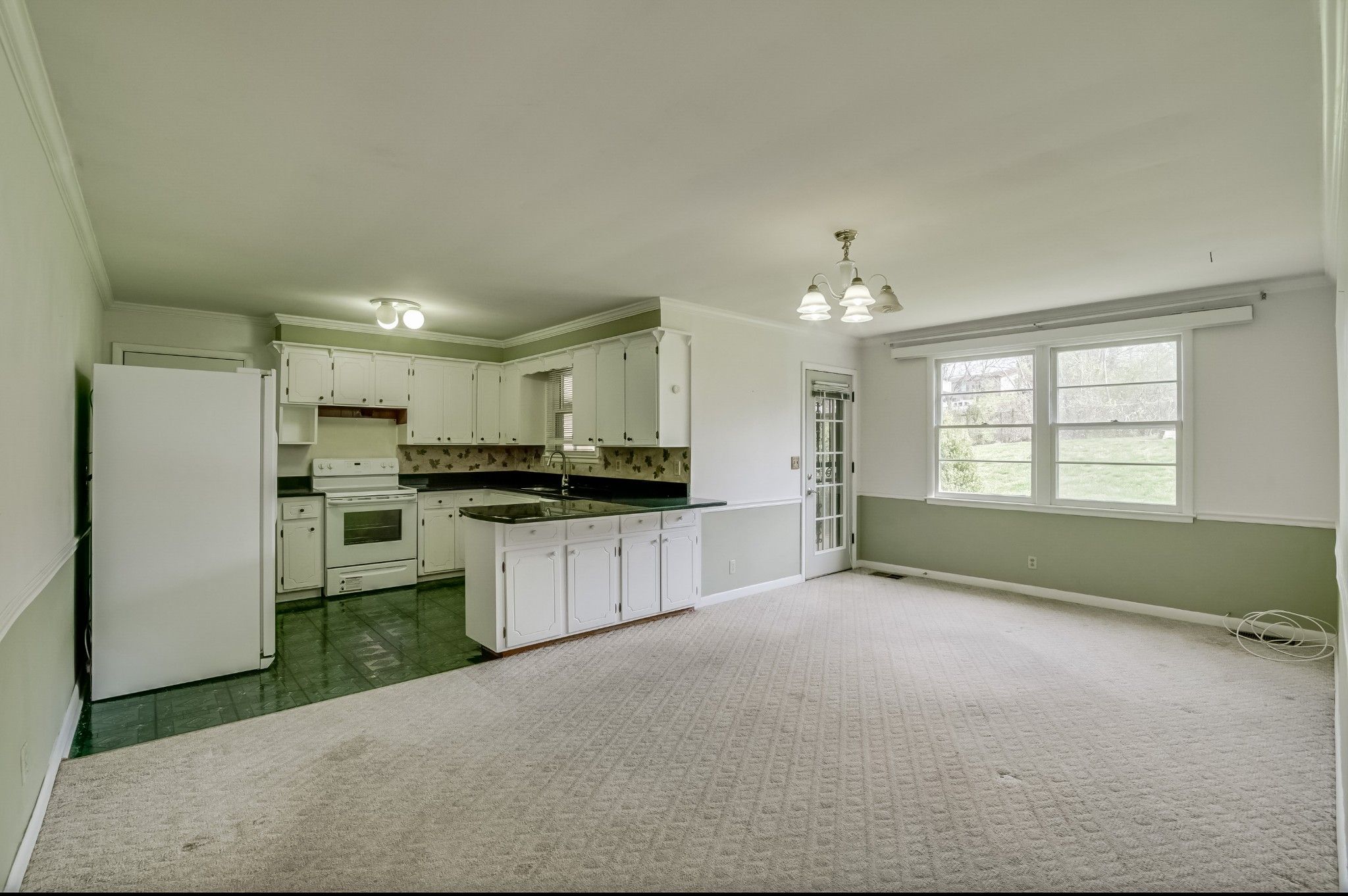 6503 Premier Dr