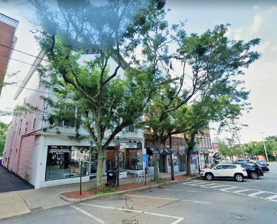 23-25 Central Square