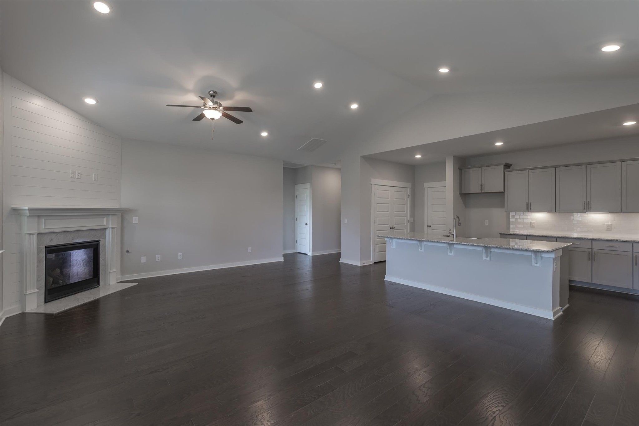 2007 Hollyhock Dr.