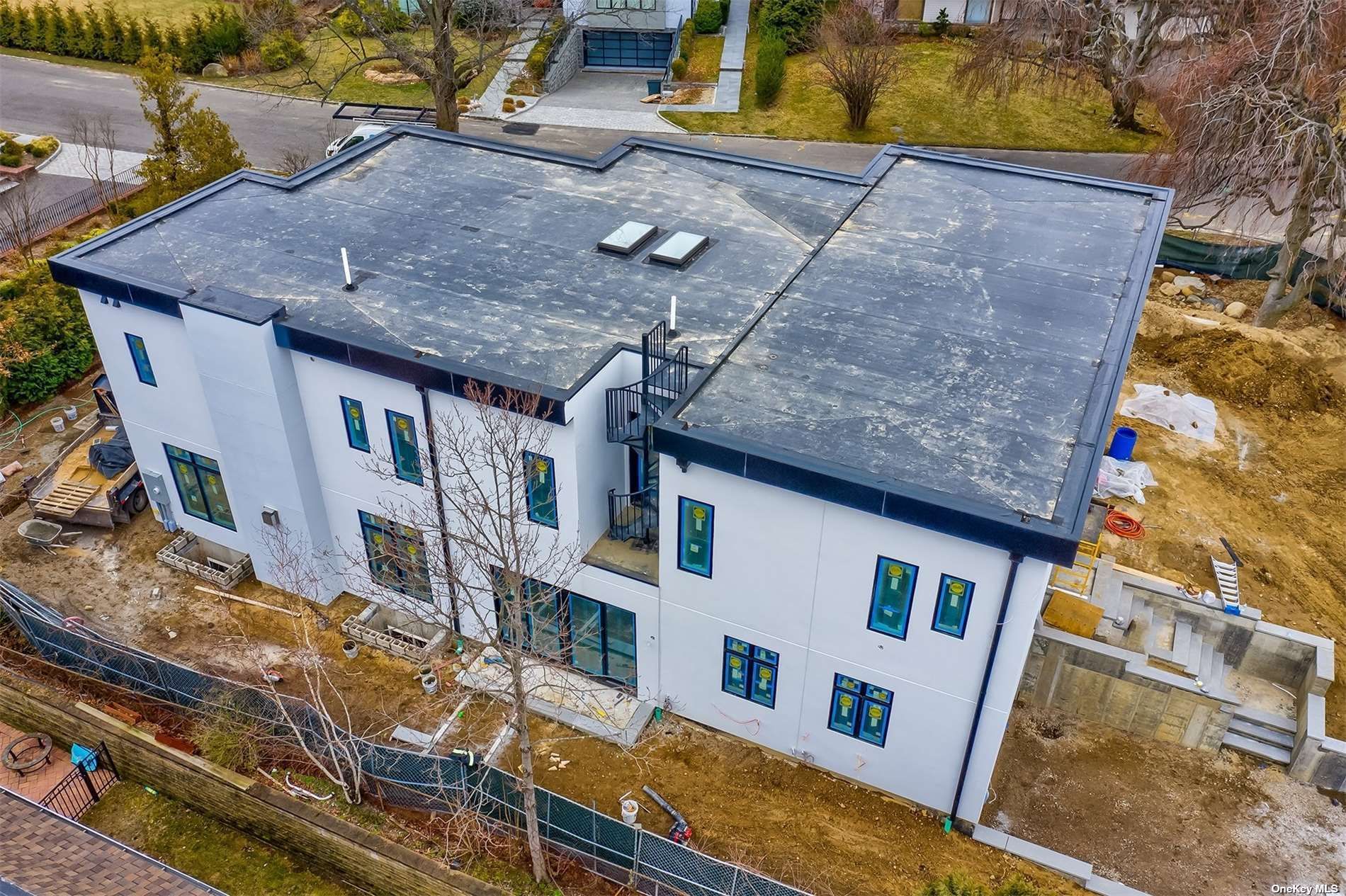 15 Gristmill Lane
