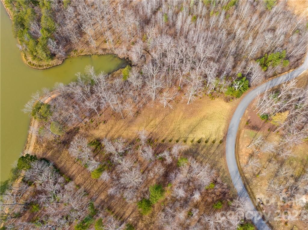 000 Birchover Lane