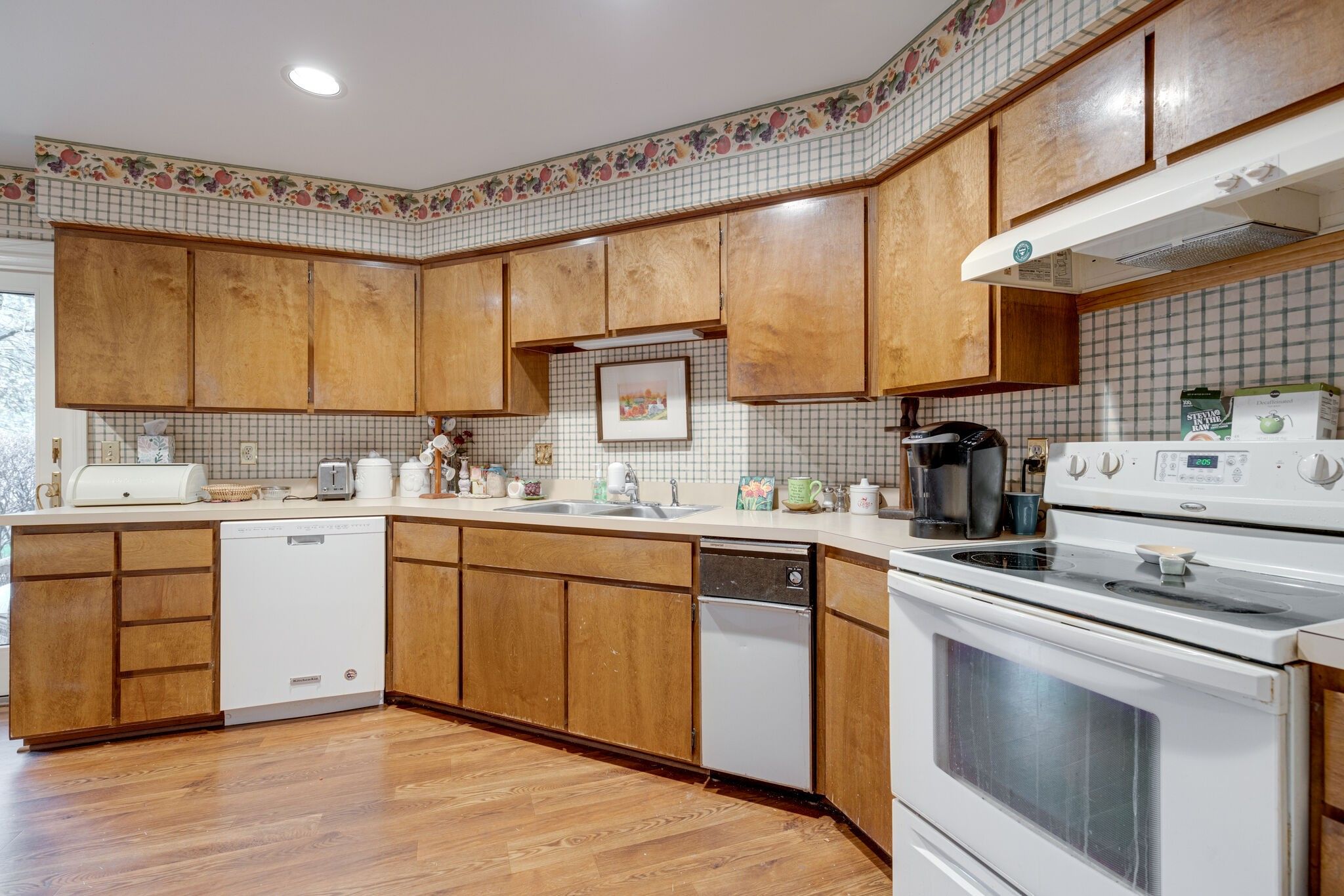 137 Hillsboro Pl