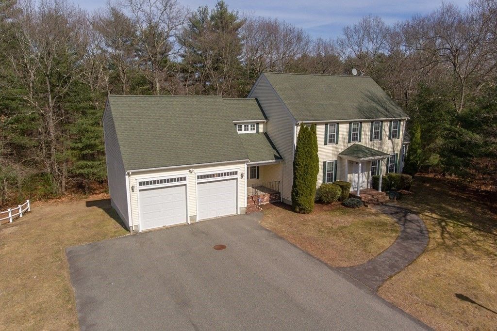40 Twin Diamond Drive