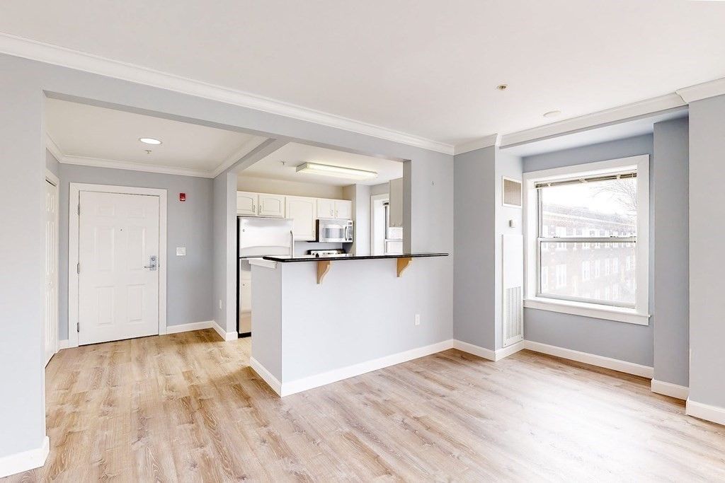 120 Mountfort St
