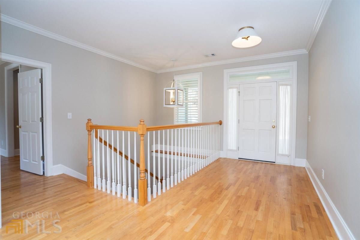 1221 Cedar Ridge Court