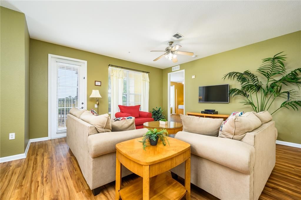 5036 Shoreway Loop