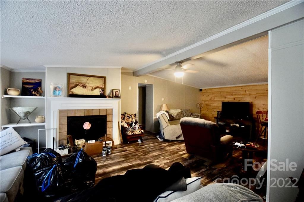 272 Lloyd Drive