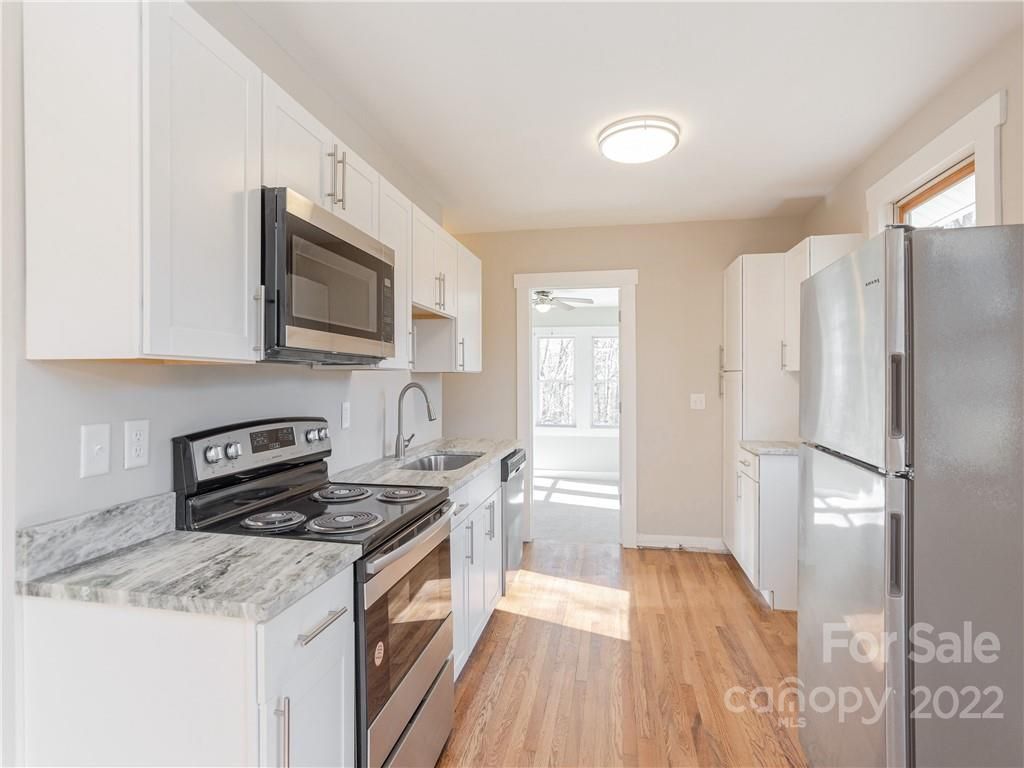77 Fair Oaks Road