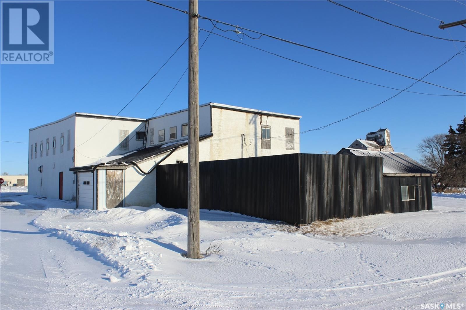 219 Railway AVENUE