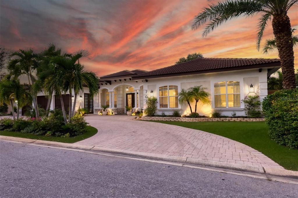 709 Treasure Boat Way